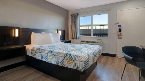 Motel 6 Eureka image 14