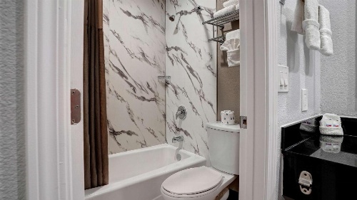 Motel 6 Eureka image 3